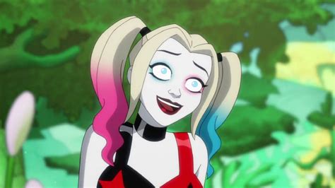 does harley quinn have nudity|Is it just me, or is cartoon Harley a little more naked。